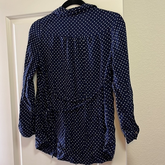 Motherhood Maternity Women’s blue and white polka dot blouse, size small. - Picture 5 of 7